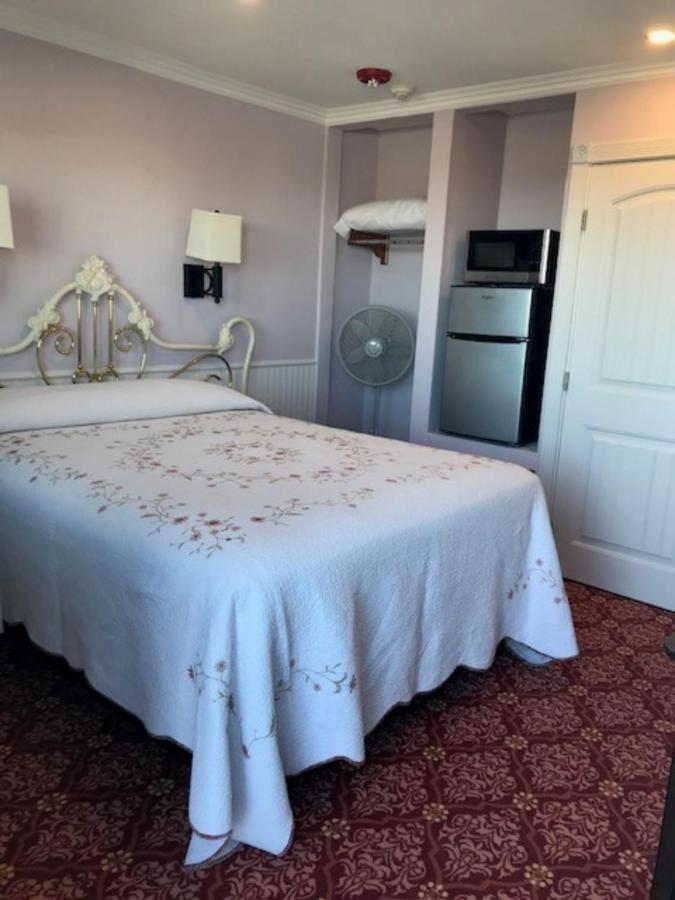 Sugarloaf Mountain Motel Вирджиния-Сити Экстерьер фото