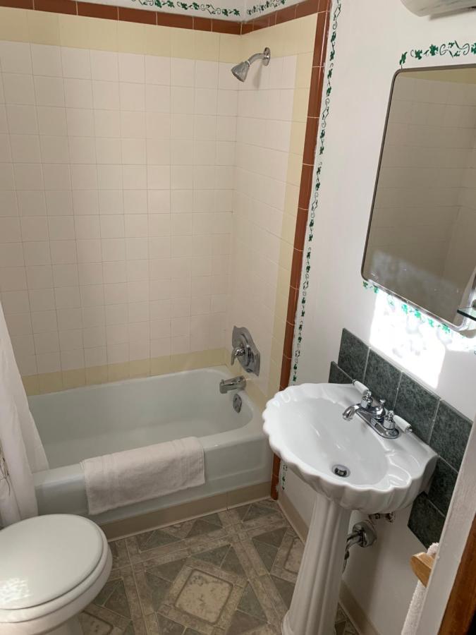 Sugarloaf Mountain Motel Вирджиния-Сити Экстерьер фото