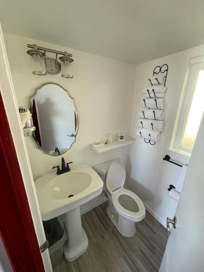 Sugarloaf Mountain Motel Вирджиния-Сити Экстерьер фото