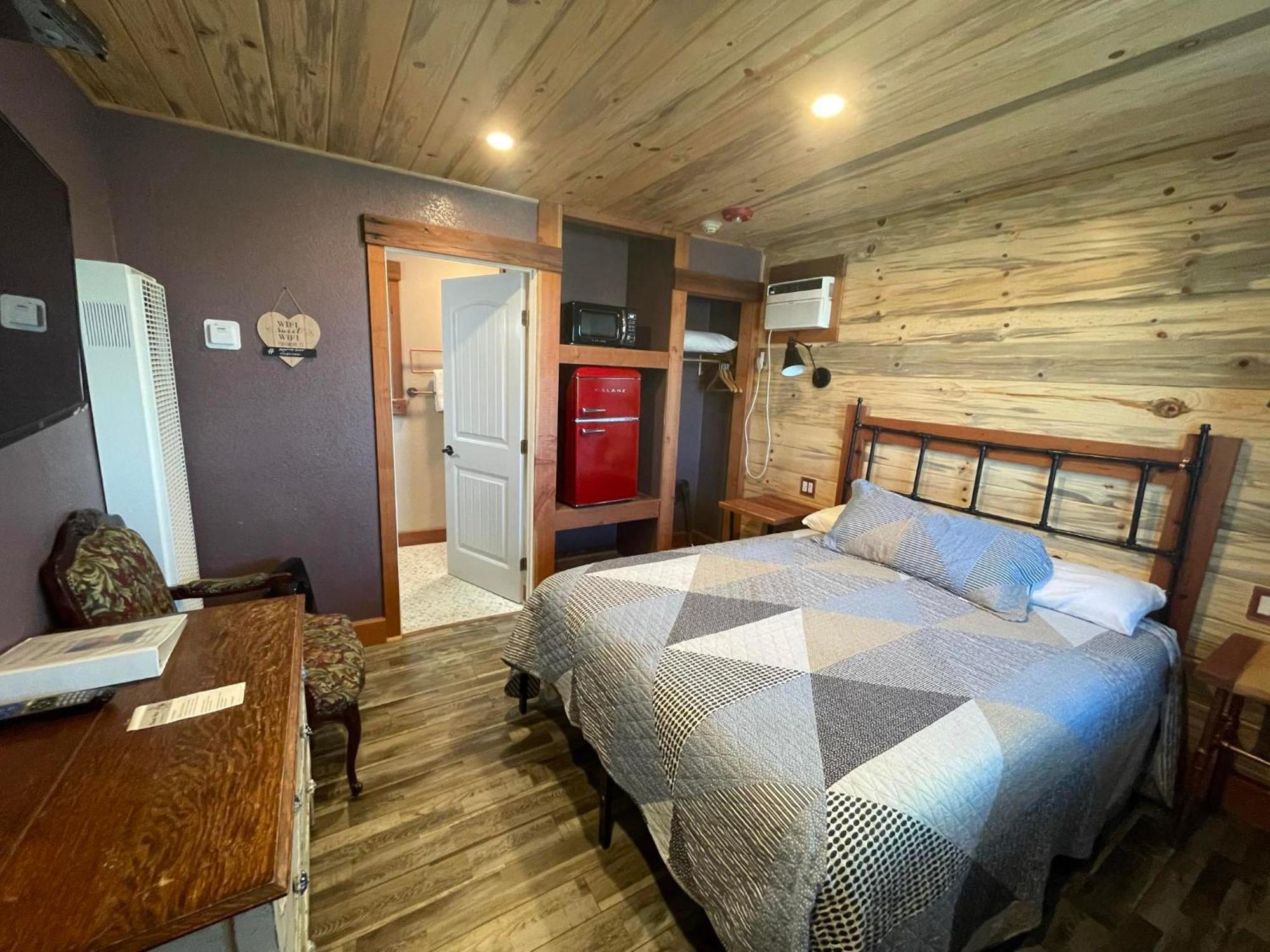 Sugarloaf Mountain Motel Вирджиния-Сити Экстерьер фото