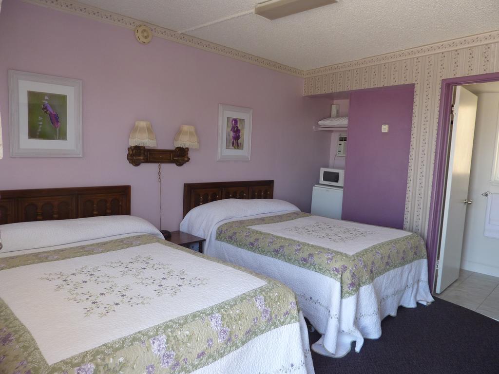 Sugarloaf Mountain Motel Вирджиния-Сити Номер фото